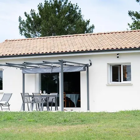 Grande 10 Personnes - Piscine Privee - Grand Jardin - Climatisation - Proche Plages Soulac Feriehus Talais
